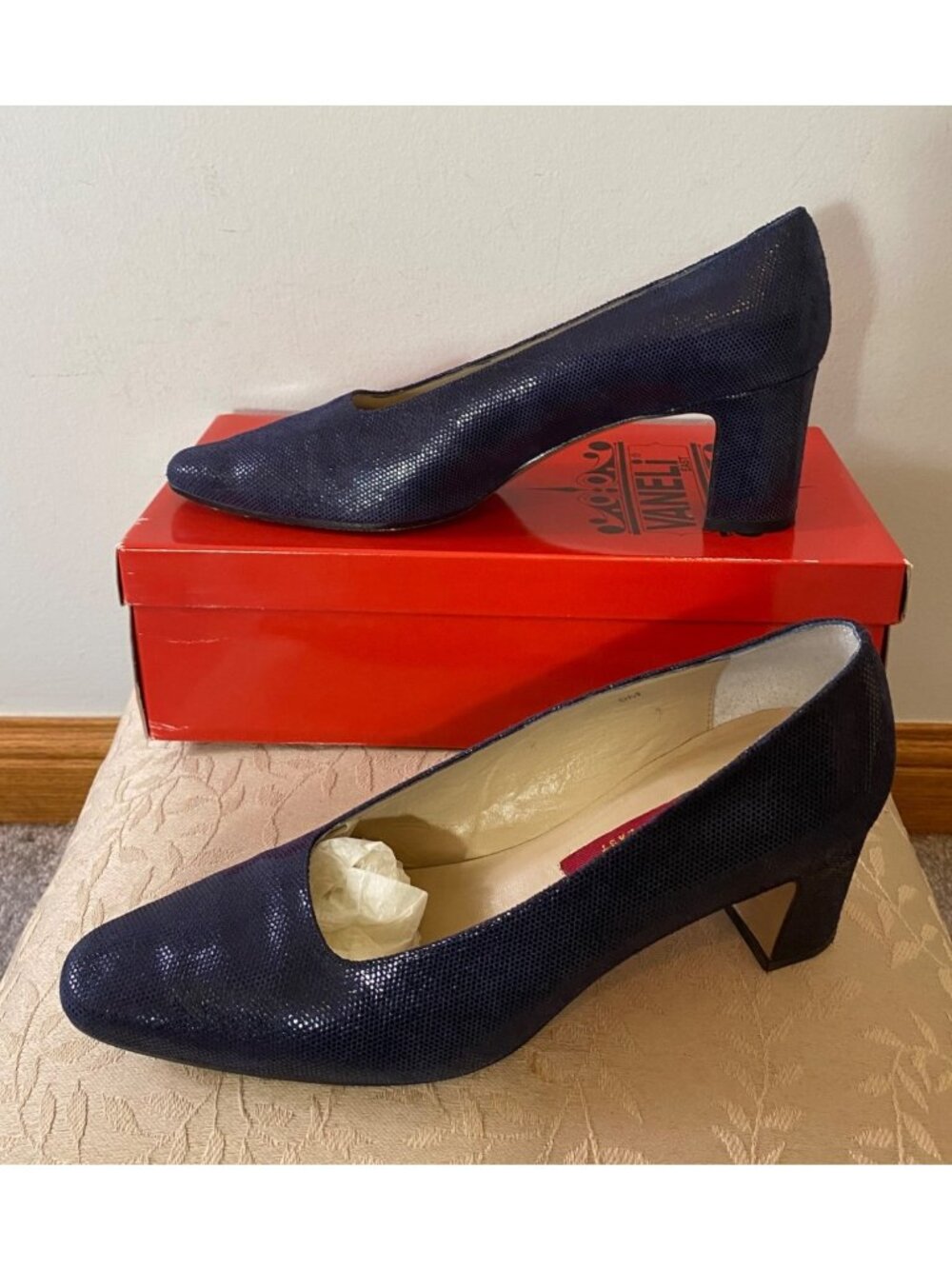 Vaneli Navy Blue Block Heel Pumps Leather Shoes Heels Size 9